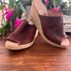 Giamo Anthropologie Brown Leather
Wedge Mule Espadrilles Size 37/6.5